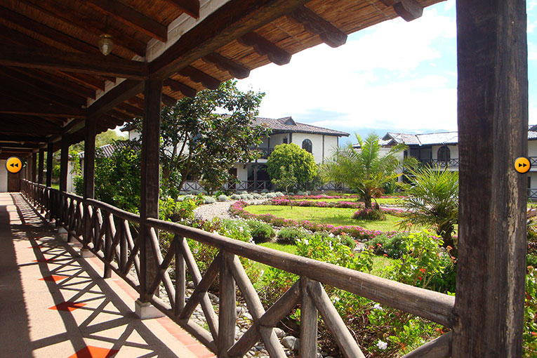 Corredor Habitaciones Hacienda Pueblo Viejo